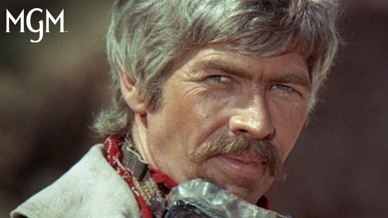 Відео до фільму За жменю динаміту | A FISTFUL OF DYNAMITE [Duck, You Sucker!] (1972) | James Coburn Scene | MGM