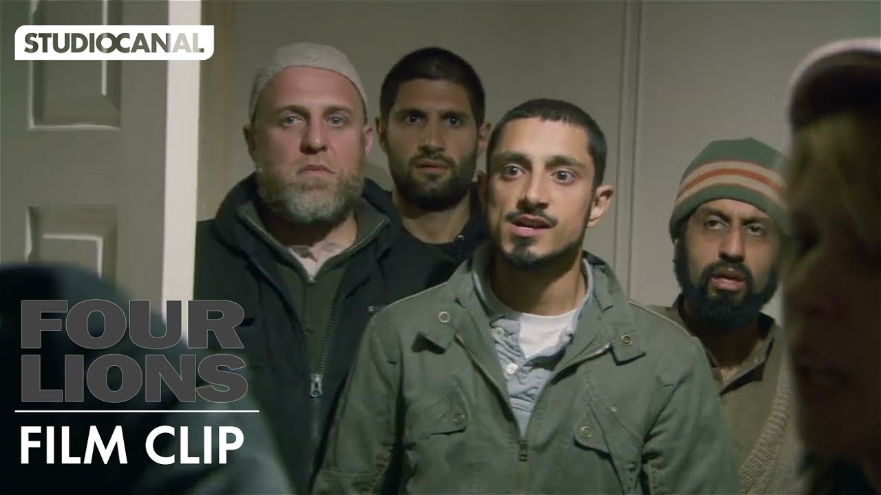 Відео до фільму Чотири леви | Dancing in the Moonlight Clip from FOUR LIONS - Riz Ahmed, Kavyan Novak