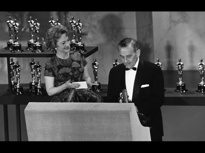 Відео до фільму Бен-Гур | Hugh Griffith Wins Supporting Actor: 1960 Oscars