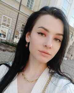 Олена Заяць