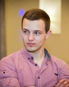 Владимир Колесник