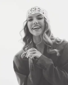 Анна Апалікова