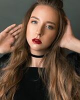 Лиза Багрий