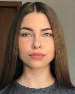Анна Щербина