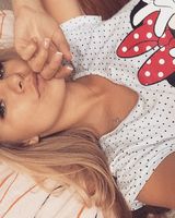 Анна Попова