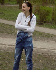 Леля Богданец