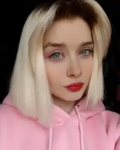 Карина (Кіра) Карпенко