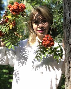 Олена 