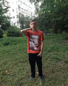 Влад Скребньов