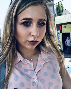 Владислава Попова