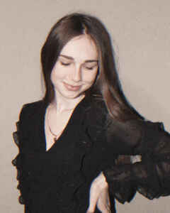 Аліна Дубець