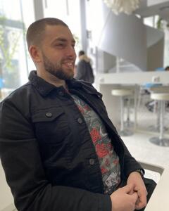 Роман Овчаренко