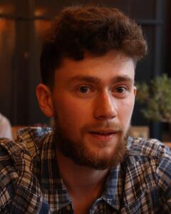 Павло Безродний