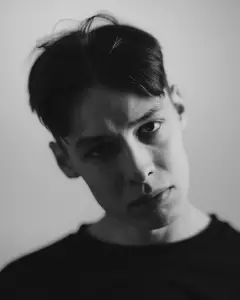 Владислав Каретник