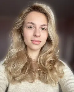 Аліна Щербак