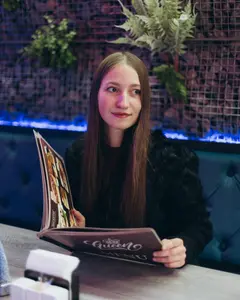 Олена Шульц