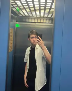 Святослав Шарий