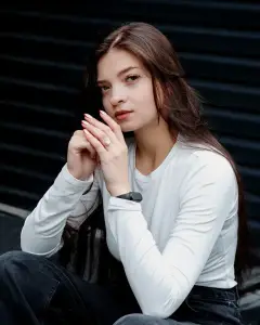 Ірина Моложанова