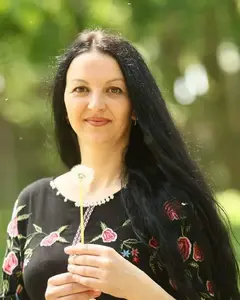 Олена Радіонова