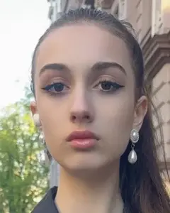 Оксана Островська