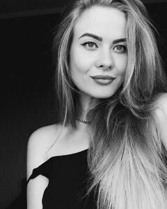 Поліна Яковлева
