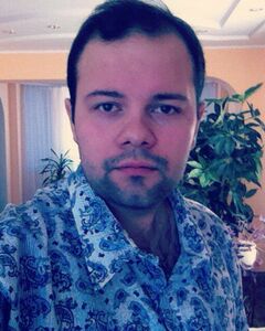 Максим 