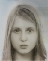 Олена Нескорожна