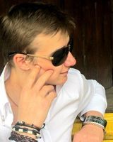 Андрей Валентинович