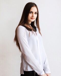 Влада Соловйова