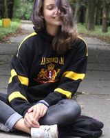 Лола Юрченко