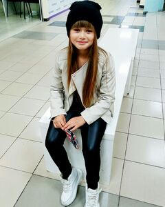 Анна Полеха