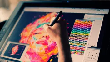 Ретушер потрібен