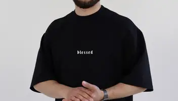 Шукаємо модель чоловіка для фотозйомки одягу