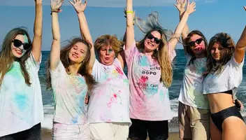 Шукаємо вожатих у акторський табір, тільки Київ