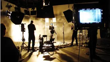 Оператор та режисер для зйомки кліпу