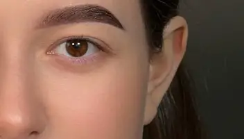 Моделі для корекції та фарбування брів