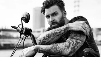 актор для зйомки рекламних роликів