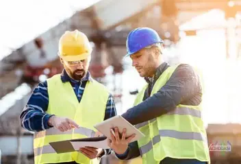 Актор для роликів у TikTok для будівельної компанії