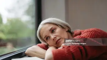 Модель 40+ для стокових фотозйомок