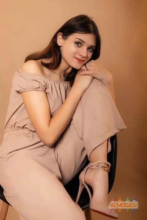 Elya   фото №1742648. Завантажено 04 Травня 2025