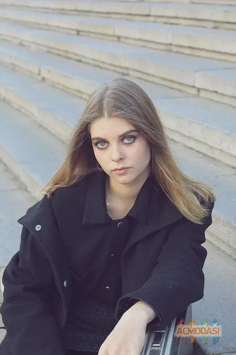 Міла  Борисенко фото №1745772. Завантажено 02 Серпня 2025