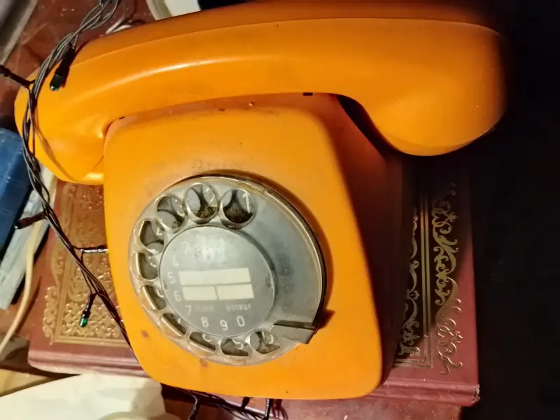 Фото Старі телефони