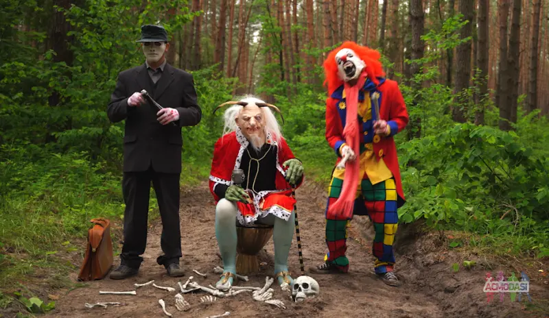 Фото Рукавички і маска монстра